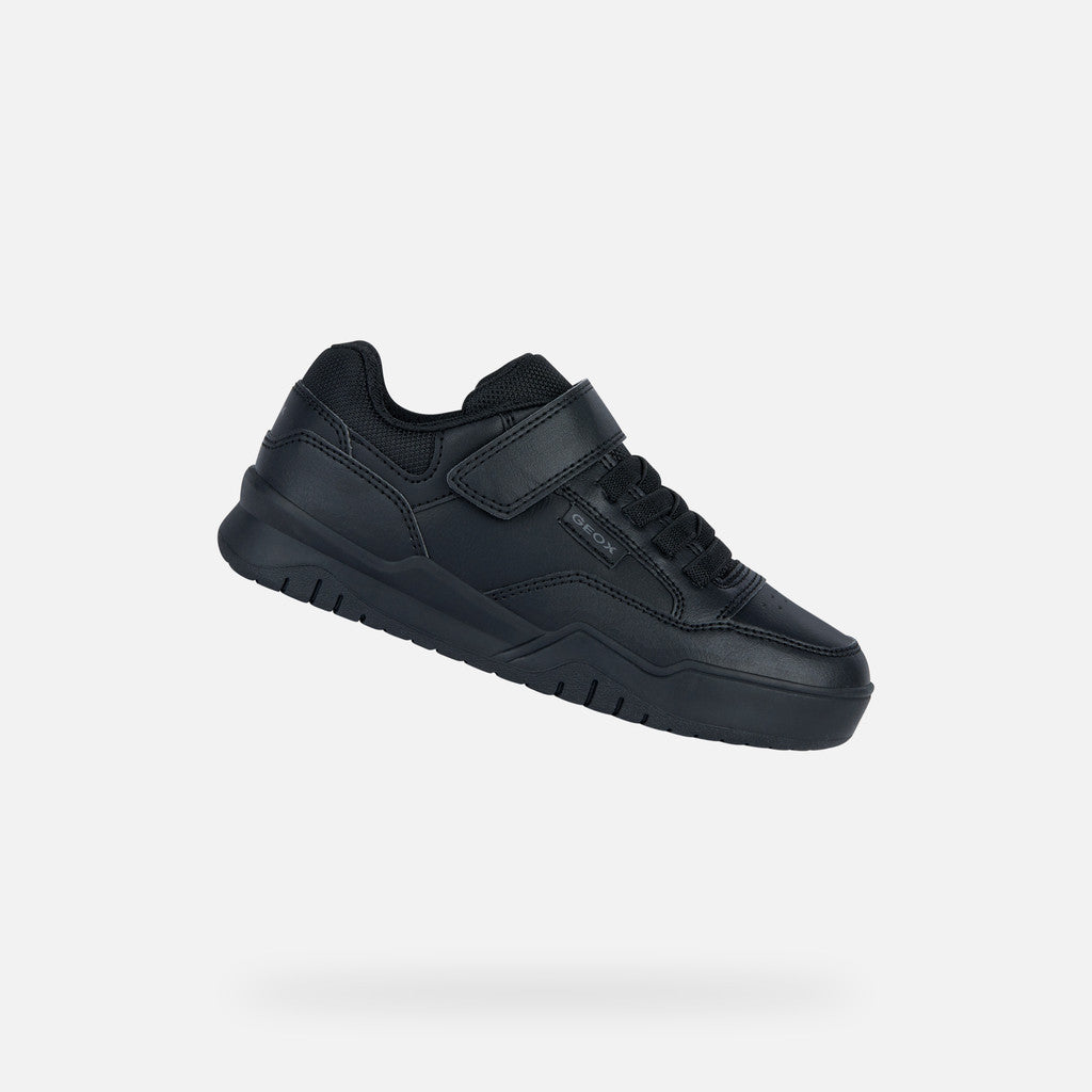 Geox J367RE J Perth Boys School Shoe